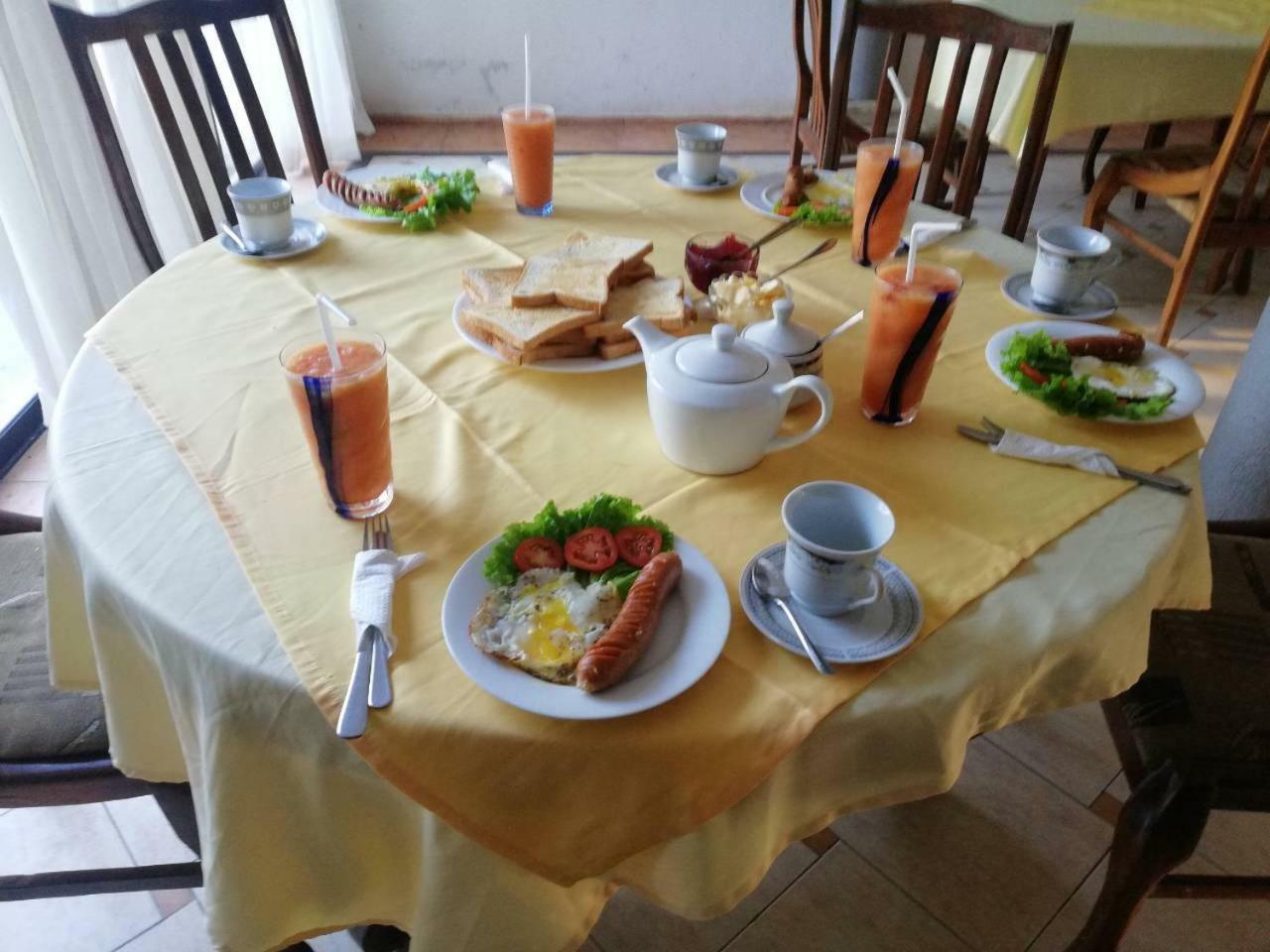 Ninnada Beach Hotel Marawila Dış mekan fotoğraf