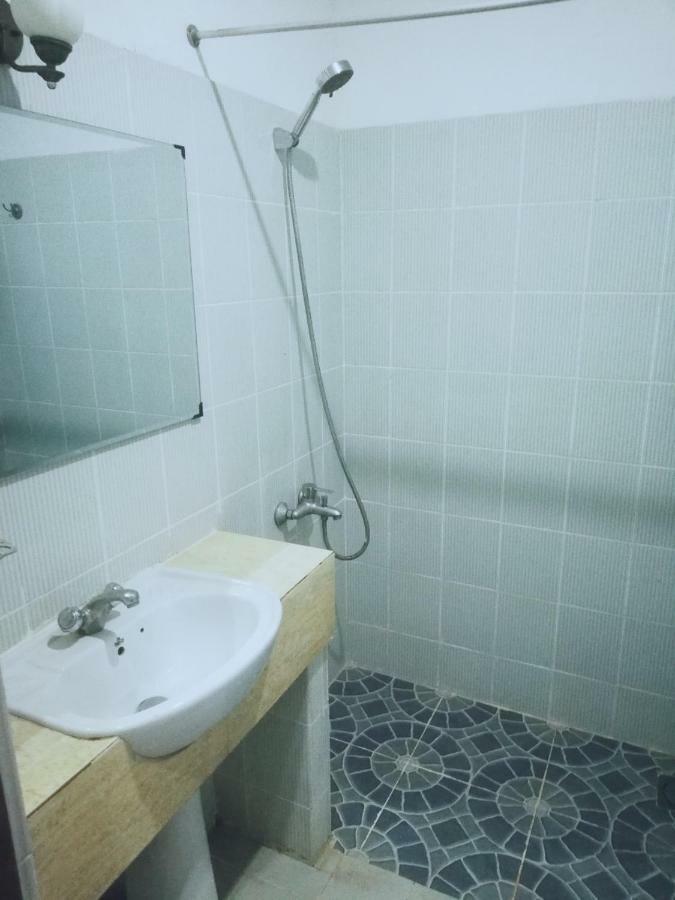 Ninnada Beach Hotel Marawila Dış mekan fotoğraf